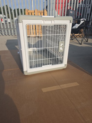 Collapsible dog crate - collapsible,