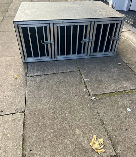 Large heavy duty aluminium dog - duty,